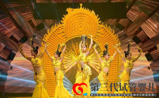 關曉彤舞蹈侵權，高齡試管生個小寶貝你還會讓她學舞蹈嗎？(圖2)