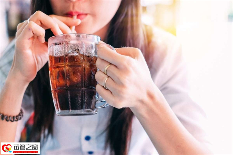 飲料,手,食品,餐具,手勢,液體