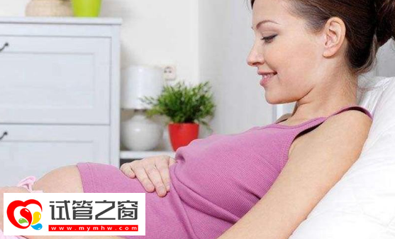 懷孕7周看男女小技巧,從胎心率和肚子形狀就能知道(圖1) 肚子尖尖的狀態(tài)懷兒子